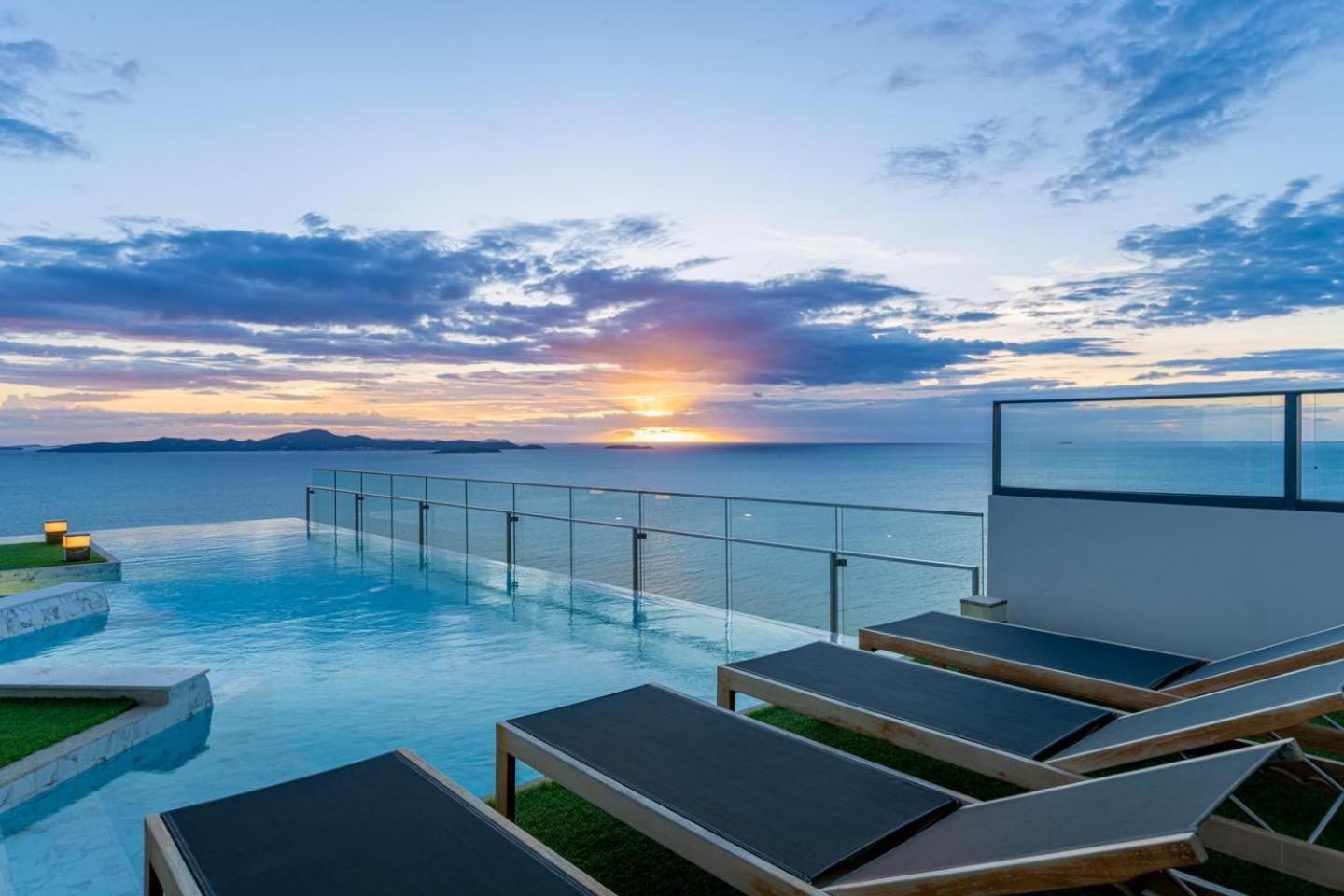 Appartement Luxury 2 Bed Sea View - Location